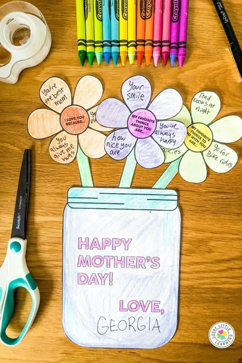 Celebrate the wonderful women in your students' lives with quick and easy Mother's Day gifts to make in the classroom! The five craftivities we have in this post are easy enough for 2nd graders to create independently, and the supplies needed won't break the teacher's bank! Mother’s Day Crafts For Grade 2, Class Mothers Day Craft, Mother’s Day Craft For Second Graders, Mother’s Day Craft For Third Graders, Mother’s Day Crafts Second Grade, Mother’s Day Craft For 1st Graders, Mother's Day Gifts From Kids At School, Mother’s Day Activities For 3rd Grade, Mothers Day 1st Grade