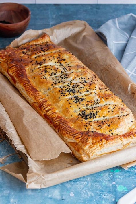 Squash Wellington, Veggie Wellington, Vegetable Wellington, Vegetarian Wellington, Winter Vegetarian Recipes, Butternut Squash Cooking, Vegetarian Pie, Cheese Keto, Winter Dinner Recipes