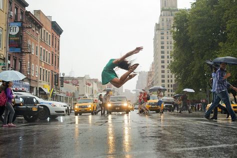 Jordan Matter's Dancers Among Us: ballet dancers striking amazing poses - Telegraph Jordan Matter Photography, Photography In Nature, Dancers Among Us, Dancing Photography, Jordan Matter, Street Dancing, Dance Photo Shoot, Dancer Photography, Dance Photography Poses