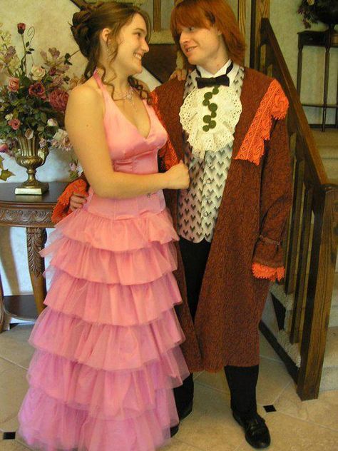 ron and hermione costumes from the yule ball Harry Potter Kostüm, Princesa Tiana, Witch Cosplay, Anniversaire Harry Potter, Theme Harry Potter, Hallowen Costume, Yule Ball, Ron And Hermione, Harry Potter Love