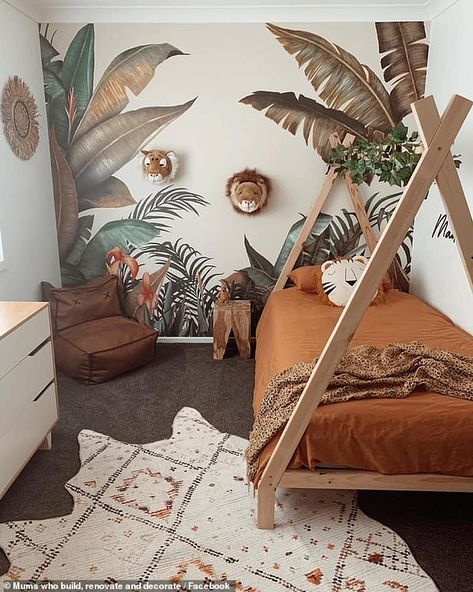 Boy Toddler Bedroom, Toddler Bedroom, Jungle Room, Baby Boy Room Decor, Green Colours, Kids Bedroom Inspiration, Toddler Boys Room, Kids Bedroom Designs, Dekorasi Kamar Tidur