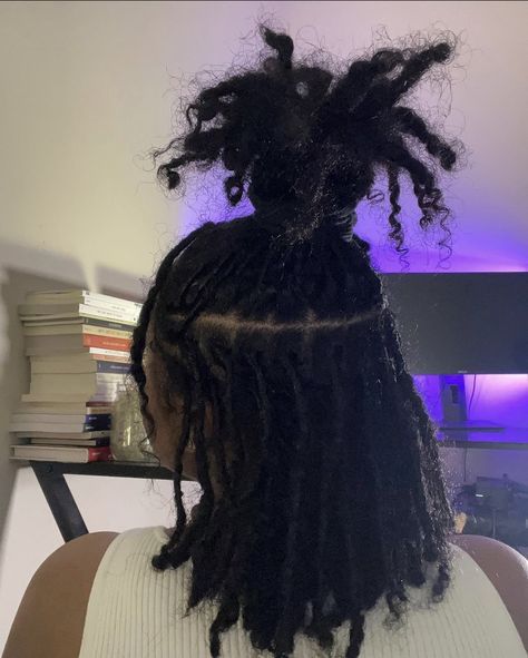 Short Locs Hairstyles, Dreadlock Styles, Dyed Hair Inspiration, Cute Box Braids Hairstyles, Protective Hairstyles Braids, Hairdos For Curly Hair, Dreadlock Hairstyles, Locs Hairstyles, Baddie Hairstyles