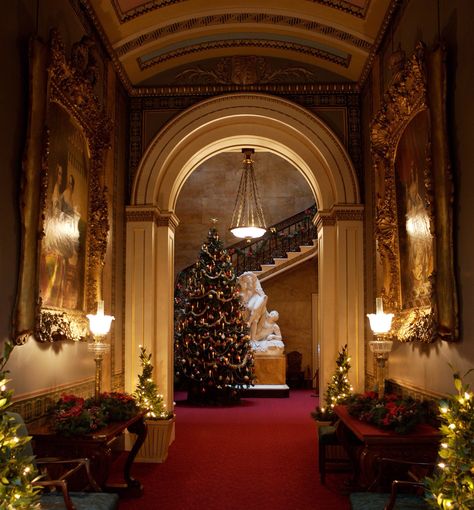 Christmas House At Christmas, Osborne House, English Christmas, Interior View, Stately Home, Christmas Past, Victorian Christmas, Christmas Mood, Isle Of Wight