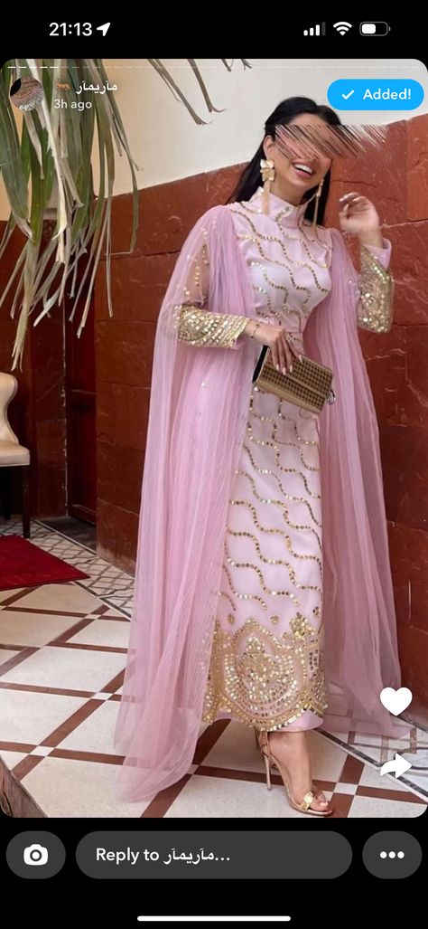 Arabic Abaya Designs, Arabic Gowns, Jalabia Styles, Classy Gowns, Velvet Dress Designs, Fancy Dresses Long, Linen Fashion, Muslim Fashion Dress, Abaya Designs