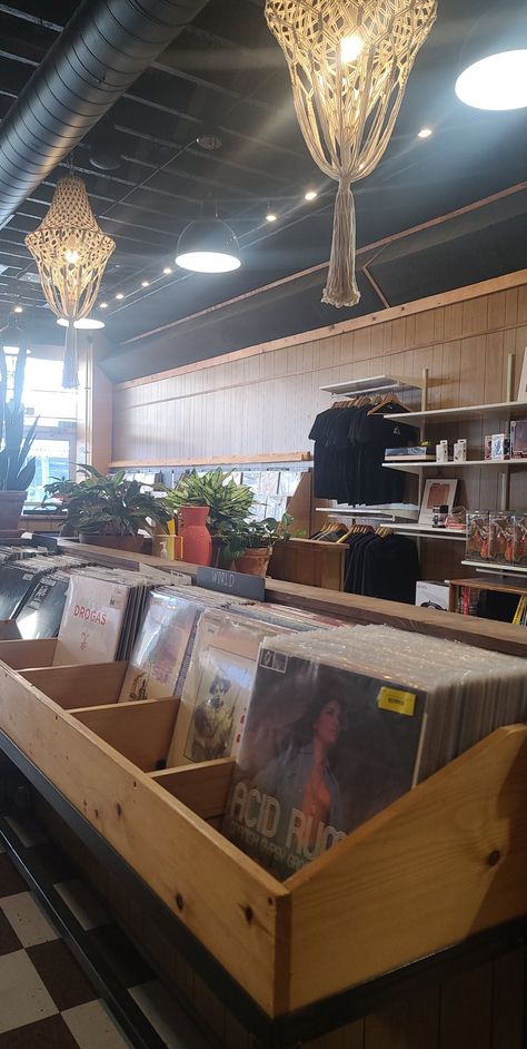 Record Shop Interior Design, Vinyl Cafe, Store Aesthetic, Vinyl Record Shop, Fountain Square, Vinyl Store, Record Stores, Coffee Shop Aesthetic, Shop Aesthetic