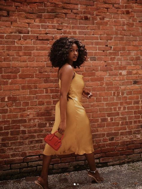 Black Creators, Feminine Black Women, Black Femininity, Looks Black, Follow Instagram, Golden Girl, Black Women Fashion, New Classic, Mode Vintage