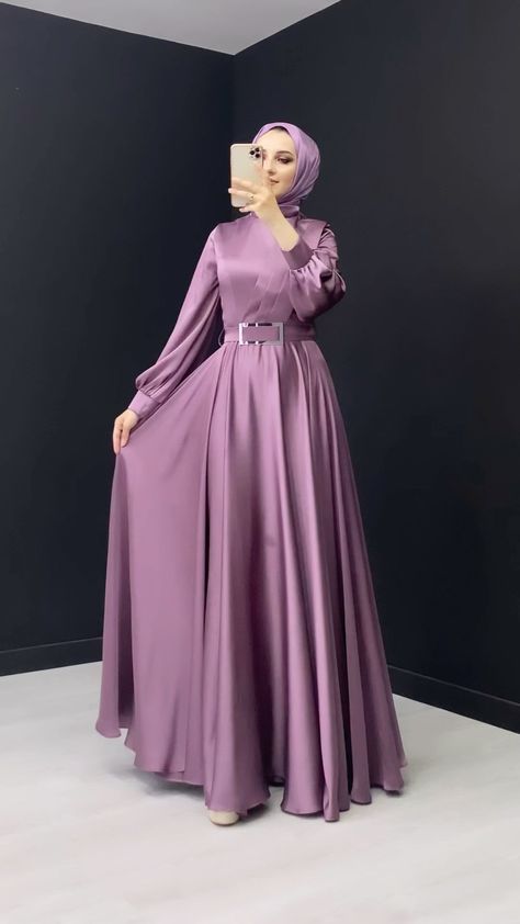 Muslim Fashion Dress Gowns, Skirts For Fall, Material Styles, Full Sleeve Gowns, Modesty Dress, Islamic Fashion Dresses, Cute Formal Dresses, Modest Dresses Fashion, Maxi Dress Designs