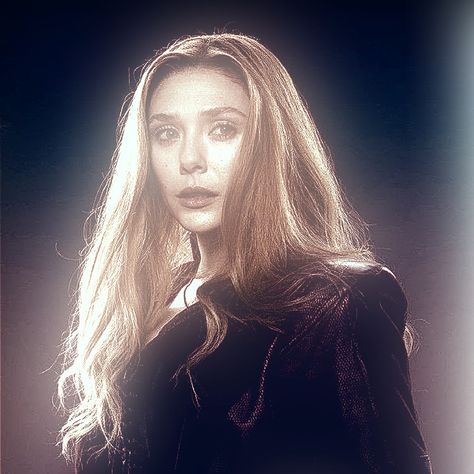 Wanda Maximoff Pfp, Wanda Pfp, Wanda Gifs, Mom Wanda, Wanda Maximoff Icons, Mommy Wanda, Wanda Maximoff Icon, Lizzie Olsen, Elizabeth Olsen Scarlet Witch