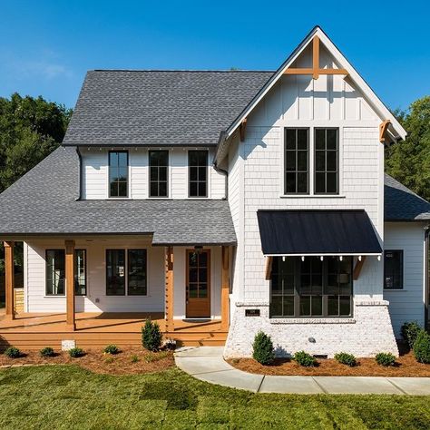 Farmhouse Front Porch Decor, Joanna Gaines House, White Farmhouse Exterior, Home Designs Exterior, Black Shutters, Farmhouse Paint Colors, Porch Makeover, Farmhouse Paint, Modern Farmhouse Exterior