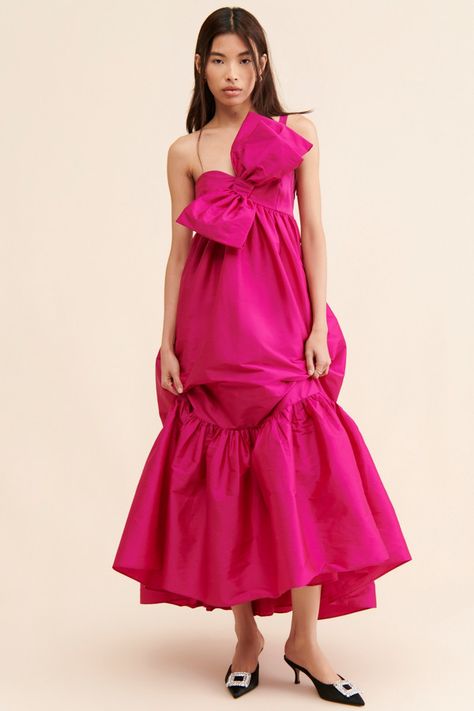 Bow Maxi Dress | Nuuly Rent Maxi Dress With Train, Pink Dress Wedding Guest Winter, Fuschia Dress Outfit Wedding, Maxi Dress With Bow, Spring Maxi Dress With Bow, Big Pink Bow Dress, Chic Voluminous Pink Dress, Playful Pink Dress With Bow, Bright Maxi Dress