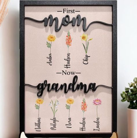 "First Mom, Now Grandma" Personalized Art Grandmother Gifts From Grandkids Diy, Diy Christmas Gift For Grandma, Gifts For Grandma Cricut, Homemade Christmas Gifts For Grandma, Cricut Grandparent Gifts, Handmade Gifts For Grandparents Diy, Diy Christmas Gifts For Grandma, Mother’s Day Diy For Grandmother, Diy Grandma Gifts