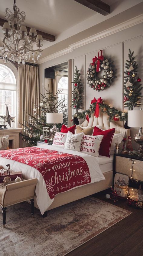 Bring a rustic touch to your space with these Christmas bedroom decor ideas, ideal for a cozy, country-inspired holiday setting. Christmas Bedding Ideas, Christmas Room Aesthetic, Indoor Christmas Decor Ideas, Christmas Decorations Room, Christmas Guest Bedroom, Xmas Bedroom, Classic Christmas Decor, Winter Bedroom Decor, Christmas Bed