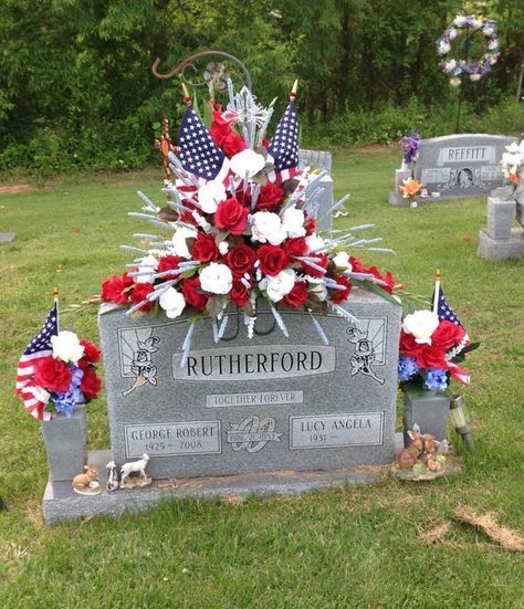 How to Put Up Memorial Day Decorations For Summer - Furniture, Home Decor, Interior Design & Gift Ideas Valentine’s Day Cemetery Decorations, Diy Cemetery, Tombstone Decorations, Diy Headstone, Grave Saddles, Graveside Decorations, Cemetary Decorations, Headstones Decorations, Cemetery Ideas