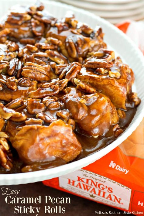 Sticky Rolls, Caramel Rolls, Sticky Buns Recipes, Hawaiian Coffee, Pecan Sticky Buns, Sweet Roll Recipe, Easy Caramel, Pecan Rolls, Breakfast Rolls