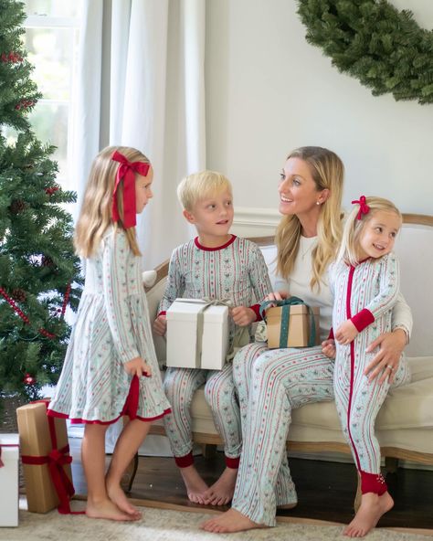 Family Matching Christmas Pajamas for Babies, Toddlers, Kids and Adults Girls Christmas Pjs, Vintage Christmas Candy, Girls Christmas Pajamas, Girls Christmas Dress, Autumn Moon, Classic Candy, Matching Christmas Pajamas, Adult Pajamas