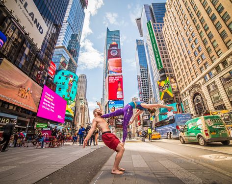 Kino Macgregor, Dancers Body, Trip To India, Yoga Philosophy, Square Dance, Street Portrait, Cool Yoga Poses, Inspiration Photography, Dance Photos