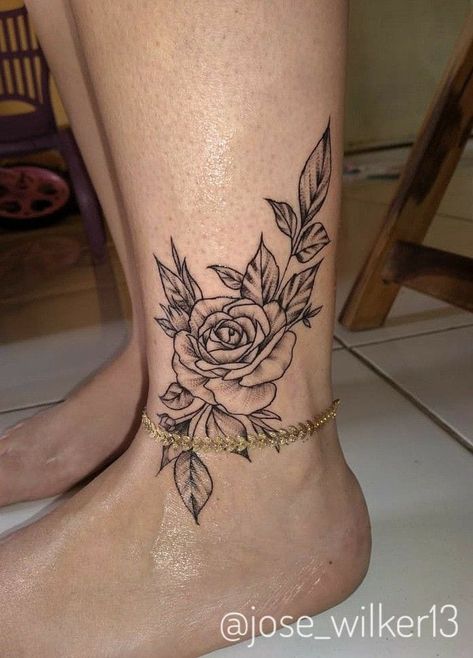 Front Arm Tattoo Woman, Side Foot Tattoos, Floral Foot Tattoo, Rose Tattoo Leg, Anklet Tattoos For Women, Calf Tattoos For Women, Cute Foot Tattoos, Floral Thigh Tattoos, Ankle Tattoos For Women