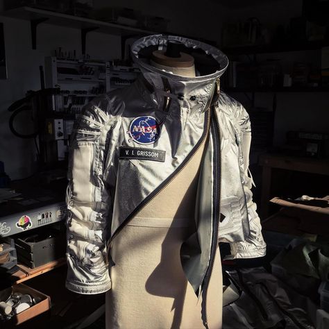 Space Suit Aesthetic, Scifi Fashion, Gus Grissom, Suit Aesthetic, Space Suits, Sci Fi Fashion, Space Suit, Halloween Costume, Sci Fi