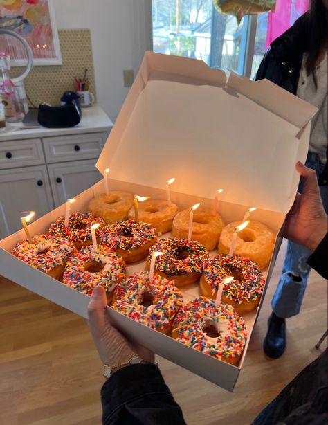 Bday candles Chill Bday Ideas, Chill Birthday Ideas, Bday Candles, 1997 Birthday, Donut Birthday Cake, Birthday Morning, Birthday Haul, 21st Bday Ideas, 17th Birthday Ideas