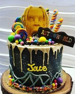 Astro World Birthday Party, Travis Scott Birthday Cake, Travis Scott Cake, Travis Scott Birthday, Bd Ideas, 18th Birthday Cake, My King, 14th Birthday, 1st Birthday Cake