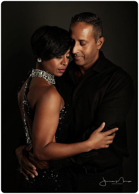 Romantic and elegant couples studio portrait People Loving Each Other, Engagement Studio Photo, Photography Poses Couples, Editorial Poses, Xmas Pics, Studio Family Portraits, Couples Inspiration, Couples Pose, Studio Photoshoot Ideas