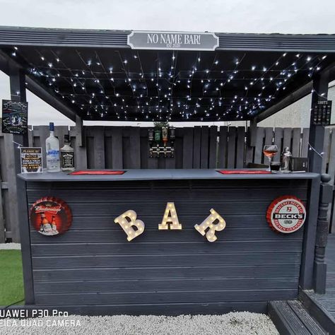 Outdoor Bar Paint Ideas, Outdoor Mini Bar Ideas Backyards, Small Backyard Bar Ideas, Outdoor Bar Ideas Modern, Outdoor Bar Lighting Ideas, Bar Ideas For Garden, Small Outdoor Bar Ideas Backyards, Cheap Outdoor Bar Ideas Backyards, Outside Bar Ideas Diy