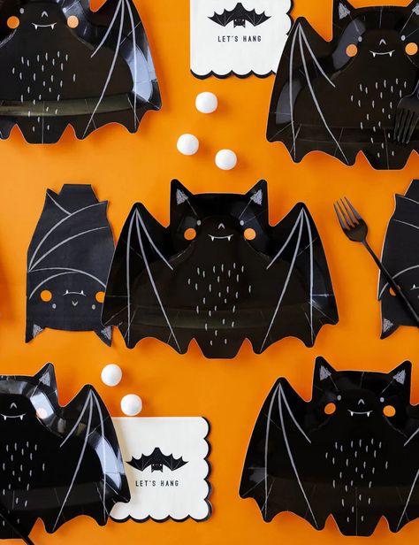 Cute Bat Decor, Bat Themed Party, Bat Desserts, Spooky Spooky, Bat Decorations, Halloween Plates, Hanging Bat, Paper Dinner Napkins, Harvest Decor