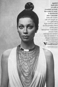 70s Accessories Jewelry, Elsa Perreti, Corocraft Jewelry, Jewellery Ads, Jewelry Advertisement, Vendome Jewelry, 70s Accessories, Ad Inspiration, Jewelry Ad