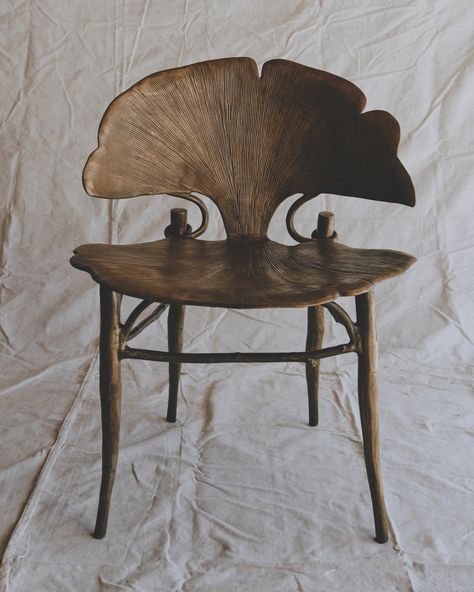 Claude Lalanne, Art Nouveau Furniture, Beautiful Objects, Take A Seat, Aesthetic Bedroom, Middle Ages, Dining Rooms, Home Decor Furniture, Chair Design