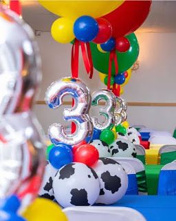 50 ideas de centros de mesa Fiesta Toy Story To The Infinity And Beyond, Toy Story Party Decorations, Toy Story Baby, Toy Story Theme, Paw Patrol Birthday Party, Toy Story Birthday Party, Birthday Toys, 2 Birthday, Toy Story Birthday