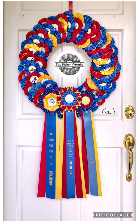 Horse Ribbons Display Ideas, Award Ribbon Display, Horse Ribbon Display, Show Ribbon Display, Horse Show Ribbons, Ribbon Wreath Diy, Horse Ribbons, Cowboys Wreath, Equestrian Design