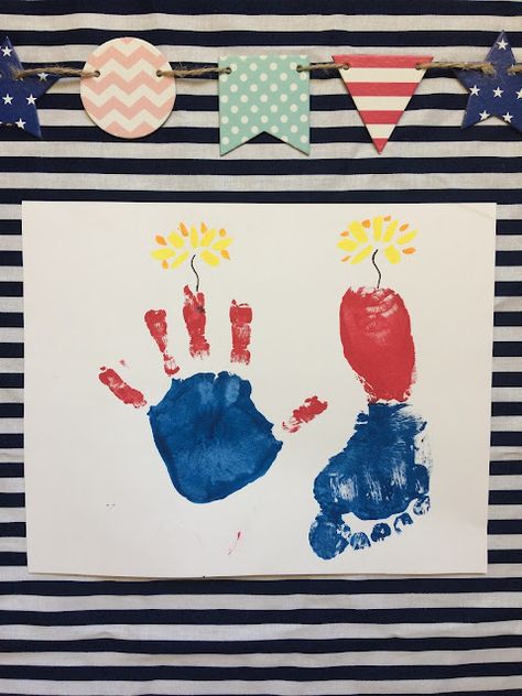 Fourth Of July Art For Toddlers, Fourth Of July Handprint Art, 4th Of July Baby Crafts, 4th Of July Crafts For Infants, May Handprint Art, 4th Of July Crafts For Toddlers, 4th Of July Crafts For Kids, Summer Footprint Art, July Footprint Art