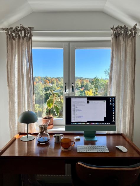 Home Office Window, Work From Home Desk, My Home Office, Desk Goals, Office Window, Dream Apartment, Stockholm Sweden, Home Desk, Home Office Design