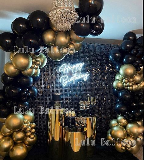 Birthday Party Decorations Black Gold, Birthday Party Decorations Black, Party Decorations Black, Black And Gold Party Decorations, Black Party Decorations, Gold Birthday Decorations, Black And Gold Theme, 40th Birthday Party Decorations, Birthday Decorations For Men