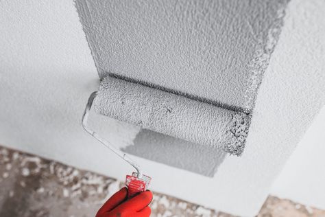 10 Tips for Painting Plaster Walls for Best Results Painting Plaster Walls, Painting Over Wallpaper, Dark Paint Colors, Project Steps, Paint Primer, Family Handyman, How To Make Paint, Smooth Walls, Drop Cloth