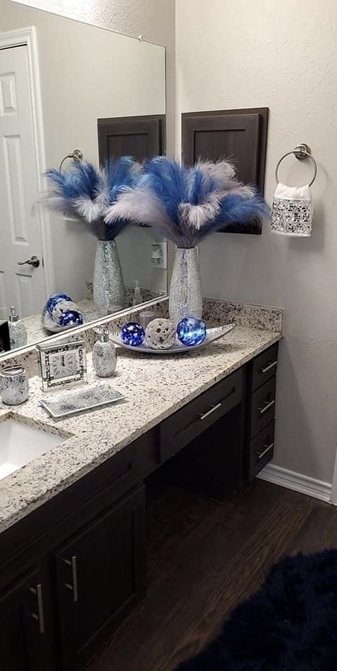 Navy Blue And Grey Bathroom Decor, Blue Grey And Black Bathroom, Silver And Blue Bathroom Decor, Blue White And Silver Bathroom, Blue Glam Bathroom, Gray Black Bathroom Ideas, Bathroom Decor Blue And Grey, Navy Blue And Silver Bathroom, Luxury Apartment Bathroom Ideas