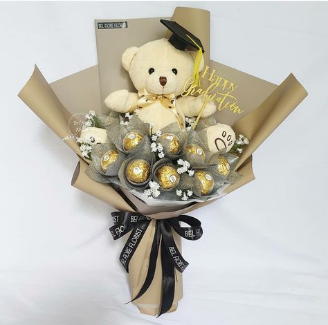 Graduation Flowers Bouquet, Rocher Bouquet, Ferrero Rocher Bouquet, Graduation Bouquet, Graduation Flowers, Graduation Bear, Sweet Bouquet, Library Activities, Fairy Light