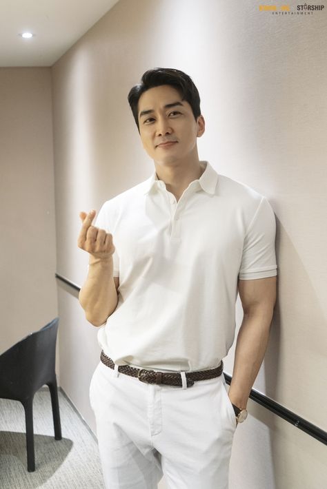 Song Seung Heon Wallpaper, Charlie Carver, Korea University, Jung Woo Sung, Lee Min Ho Photos, Deadpool Comic, Song Seung Heon, Woo Sung, Art Outfit