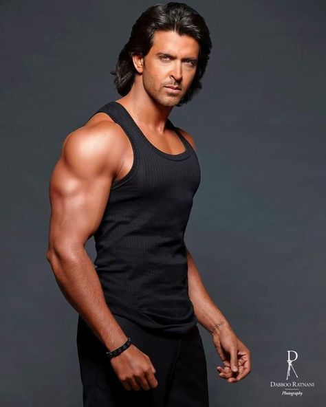 Hrithik Roshan Body Fitness, John Abraham Body, Six Pack Body, Health Goal, Childhood Images, Bodybuilding Pictures, Hot Hero, Street Fighter Characters, Best Physique