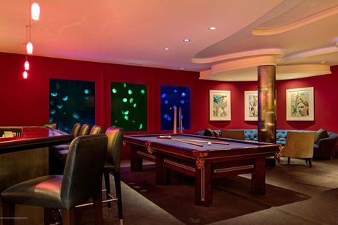 20 Amazing Sports Themed Basement Designs Games Room Ideas, Game Room Ideas Man Caves, Room Ideas Men, Diy Projects For Men, Ultimate Man Cave, Home Bar Accessories, Man Cave Basement, Man Cave Home Bar, Small Basements