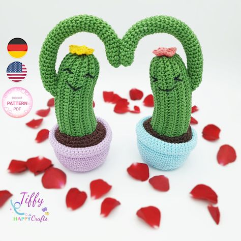 Valentines Day Crochet Patterns Free, Valentines Day Crochet Patterns, Crochet Cactus Pattern, Crochet Couple, Valentines Day Crochet, Crochet Wedding Gift, Cactus Pattern, Crochet Cactus, Gift Crochet