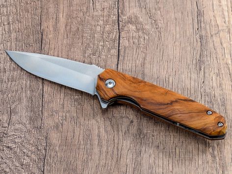 Find a factory for custom wooden handle pocket knife with sanded blade and pocket clip. We can offer you excellent customer service, dependable quality, along with the best prices. Wood Pocket Knife, Micarta Handles, Utility Knives, Damascus Blade, Excellent Customer Service, Knife Handles, Pocket Clip, Fixed Blade Knife, Folding Knives