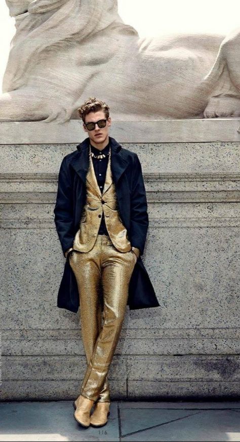 Gold Suit Men, Gold Party Outfit, Gold Outfits, Gold Suit, Gold Outfit, Suit Men, Gold Party, Outfits For Men, Mens Suits