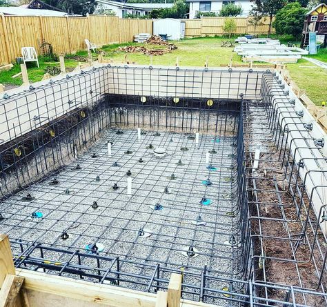 Pool Construction Swimming Pool Plan, Pool Plumbing, Concrete Swimming Pool, Building A Swimming Pool, Swimming Pool Construction, Swimming Pool Landscaping, Pool Landscape Design, Diy Swimming Pool, Small Pool Design