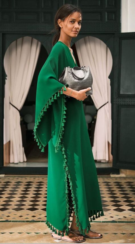 Morroco Fashion, Modern Abaya Style, Kaftan Dress Modern, Ramadan Kaftan, Kaftan Ramadan, Ramadan 2025, Arab Dresses, Jalabia Styles, Wedding Guest Outfit Inspiration