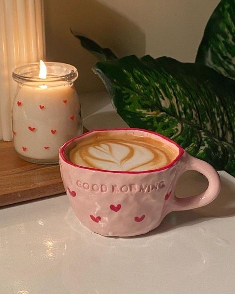 Tout Rose, Diy Pottery Painting, Simple Projects, Practical Kitchen, Cerámica Ideas, Pretty Mugs, Tanah Liat, Pottery Painting Designs, Crochet Tools