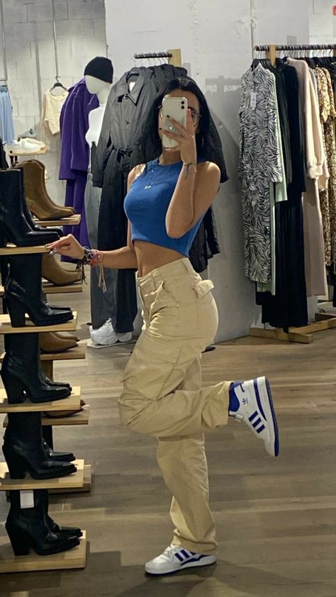 Outfit Ideas Blue Top, Blue And White Adidas Shoes Outfit, Blue Adidas Shoes Outfit Street Styles, Blue Forum Adidas Outfit, Mid Adidas Forum, Low Adidas Forum, Adidas Forum Mid Shoes Outfit, Adidas Forum Low Mid, Royal Blue And Beige Outfit