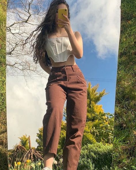 Maroon Cargo Pants Outfit, Turtle Neck Crop Top, Indie Girl, Cargo Pants Outfit, Girl Fits, Swaggy Outfits, Neck Crop Top, Cute Photos, Aesthetic Fashion