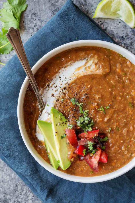 Slow Cooker Chipotle Lentil Soup is a warm and comforting hearty soup that’s perfect for chilly Fall days! The chipotle peppers give it a bit of heat and a great smoky flavor. | platingsandpairings.com Spicy Lentil Soup, Slow Cooker Lentil Soup, Slow Cooker Lentils, Vegetarian Nutrition, Chipotle Peppers, Overnight Oat, Hearty Soup, Diet Vegetarian, Butter Knife