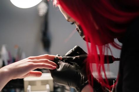 10 Manicurists to Follow on TikTok For Nail-Art Tips Nail Artist Profile, Nails Illustration, Serving Wine, Salon Owners, Video Advertising, Photoshoot Themes, Nail Salons, Trendy Nail Art, Artist Profile